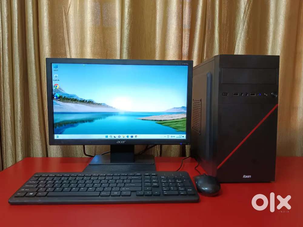 Intel i5 7th, 8GB ram 256GB ssd, 19.5 inch monitor, windows 11