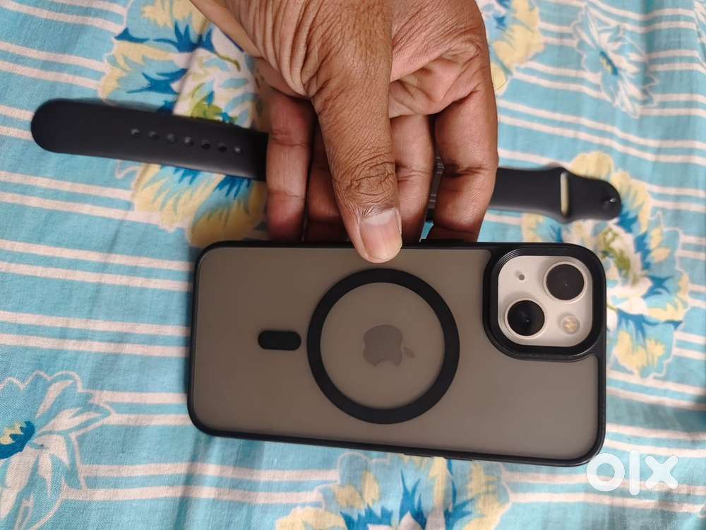 Iphone 13 and iwatch series 10 gps watch