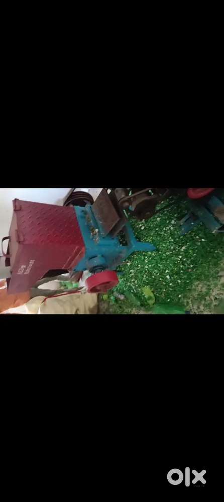 Plastic grinder