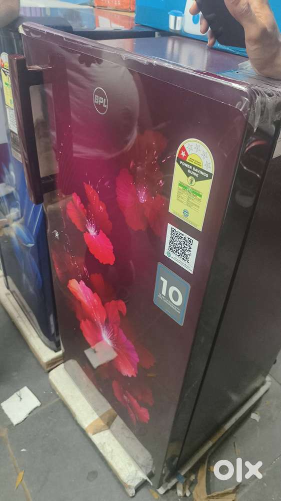 BRAND NEW FRIDGE