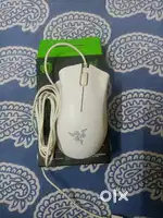 Razer DeathAdder Ergonomic wired gaming mouse(White)
