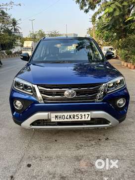 Toyota Urban Cruiser 1.5 Premium Grade Dual Tone AT, 2022, Petrol