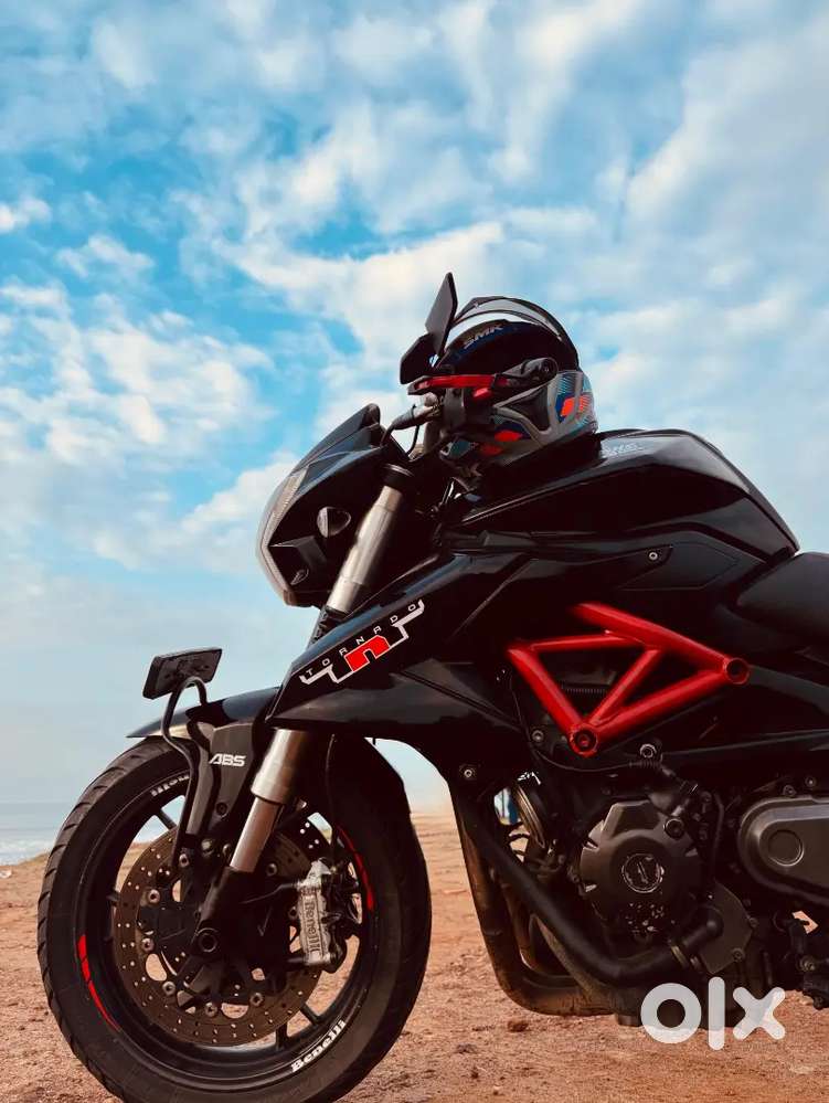 Benelli 600I superbike sc project exhaust with fancy number 9