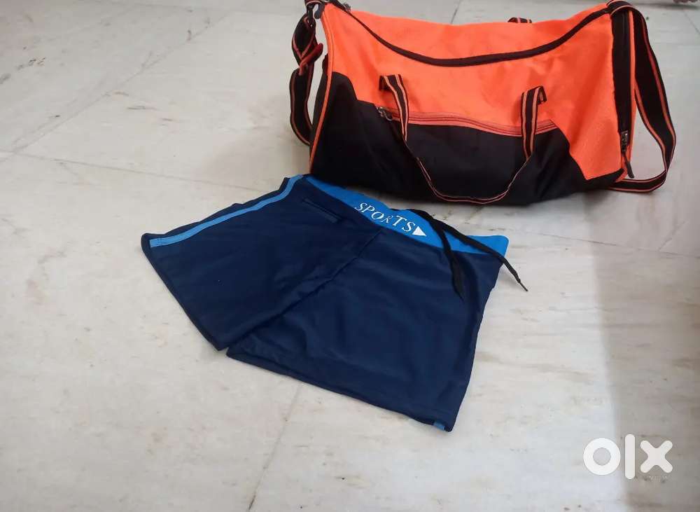 Gym bag with shorts at low price