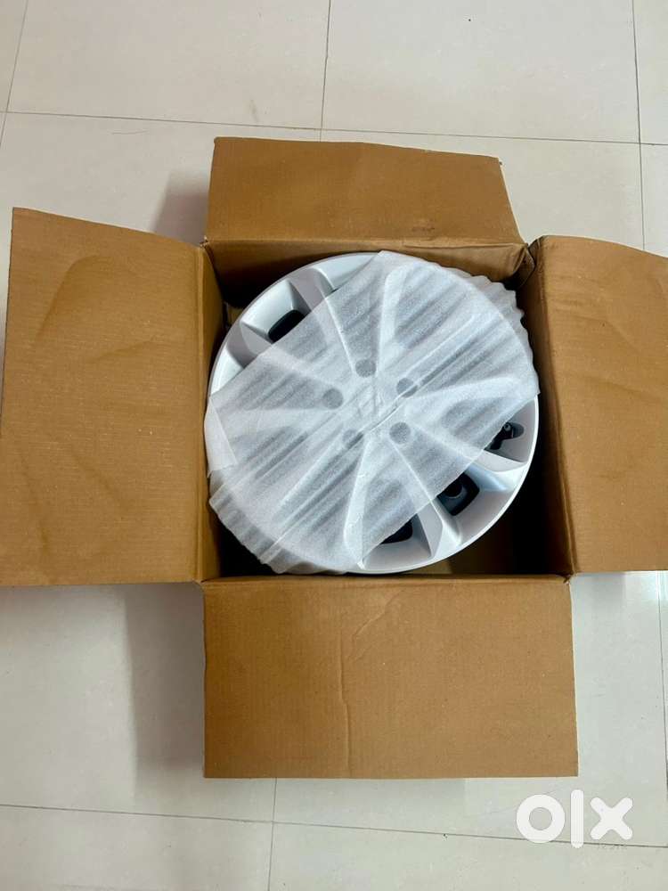 Grand Vitara Wheel Base qty4 (Brand new never used)