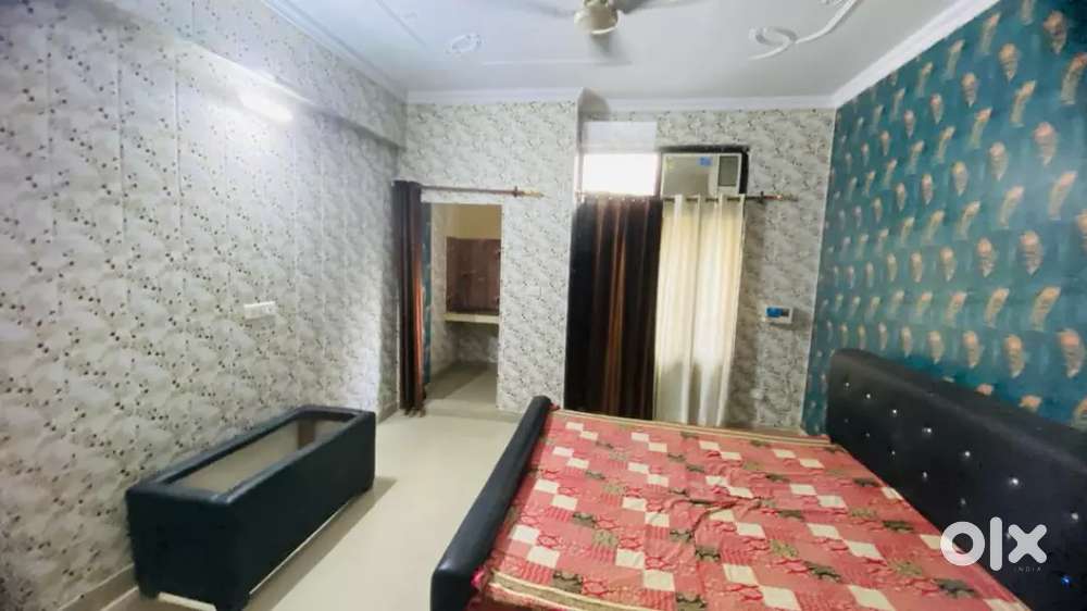 1 bhk furnished luxurious AC flat for Rent