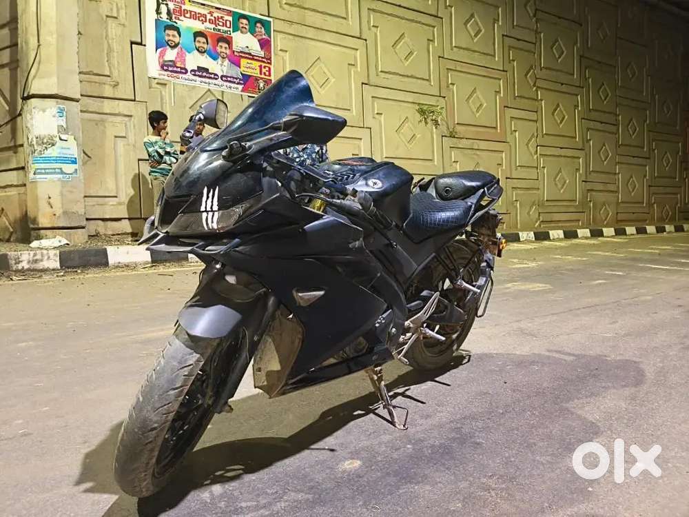 Yamaha r15 v3