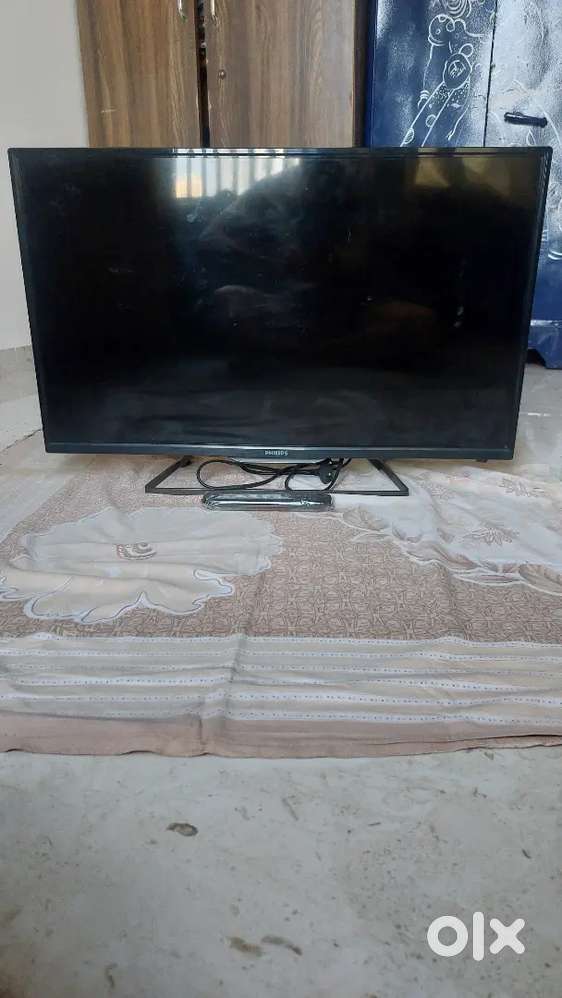 PHILIPS 32' LED TV