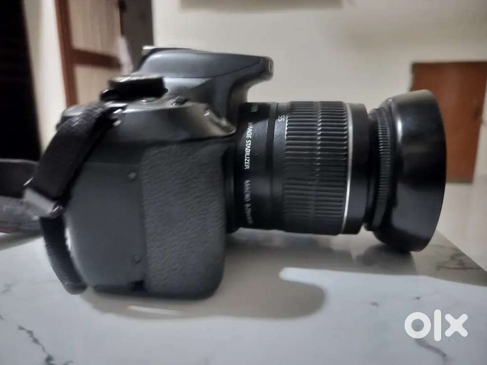 Canon camera 1300d