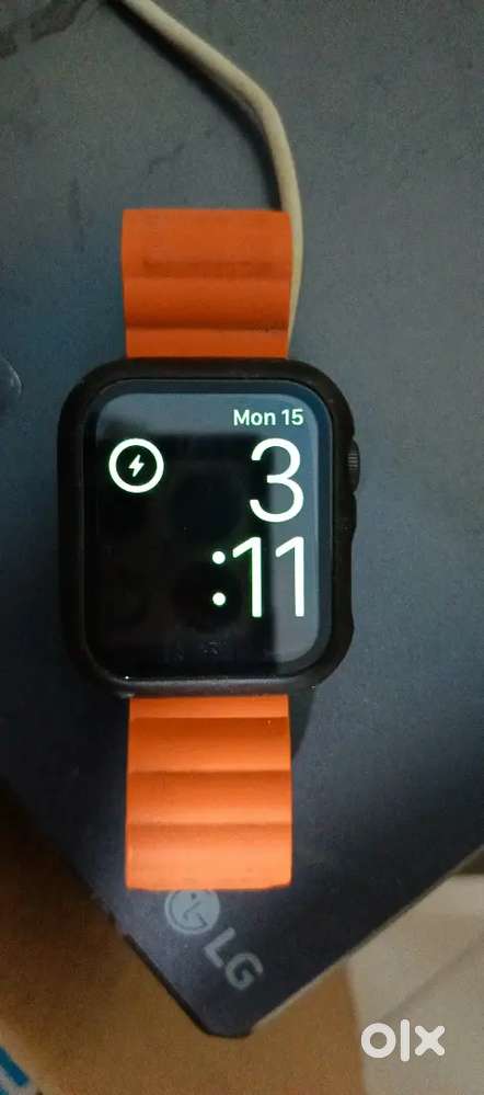 Apple Watch SE 44mm Cellular