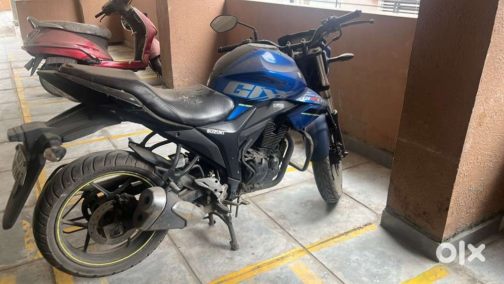 Suzuki Gixxer Sports Bike