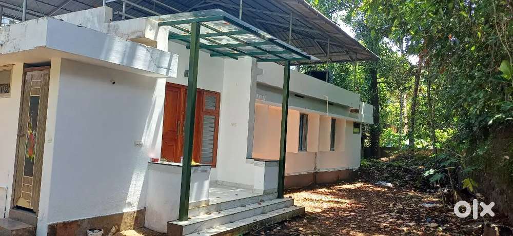 കോഴിക്കോട് ചേവായൂർ രണ്ട് ബെഡ്റൂം വീട് വാടകയ്ക്ക്