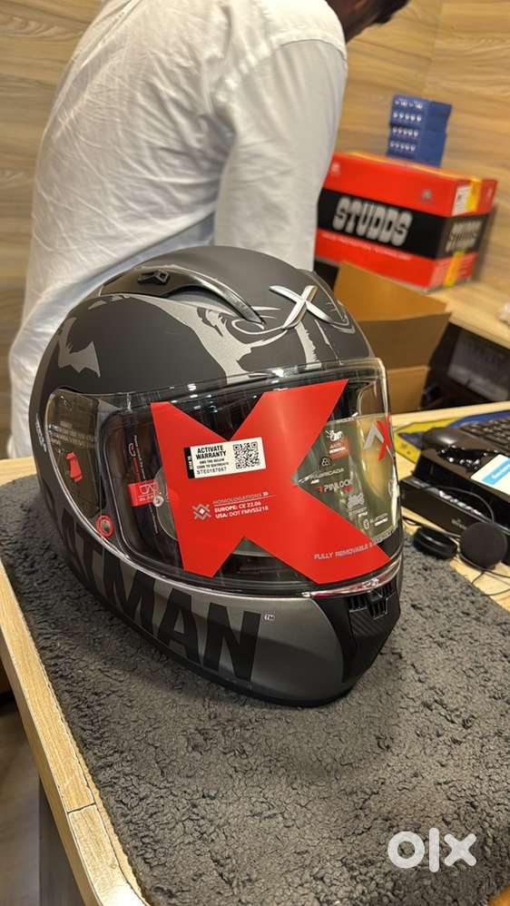 AXOR BATMAN HELMET