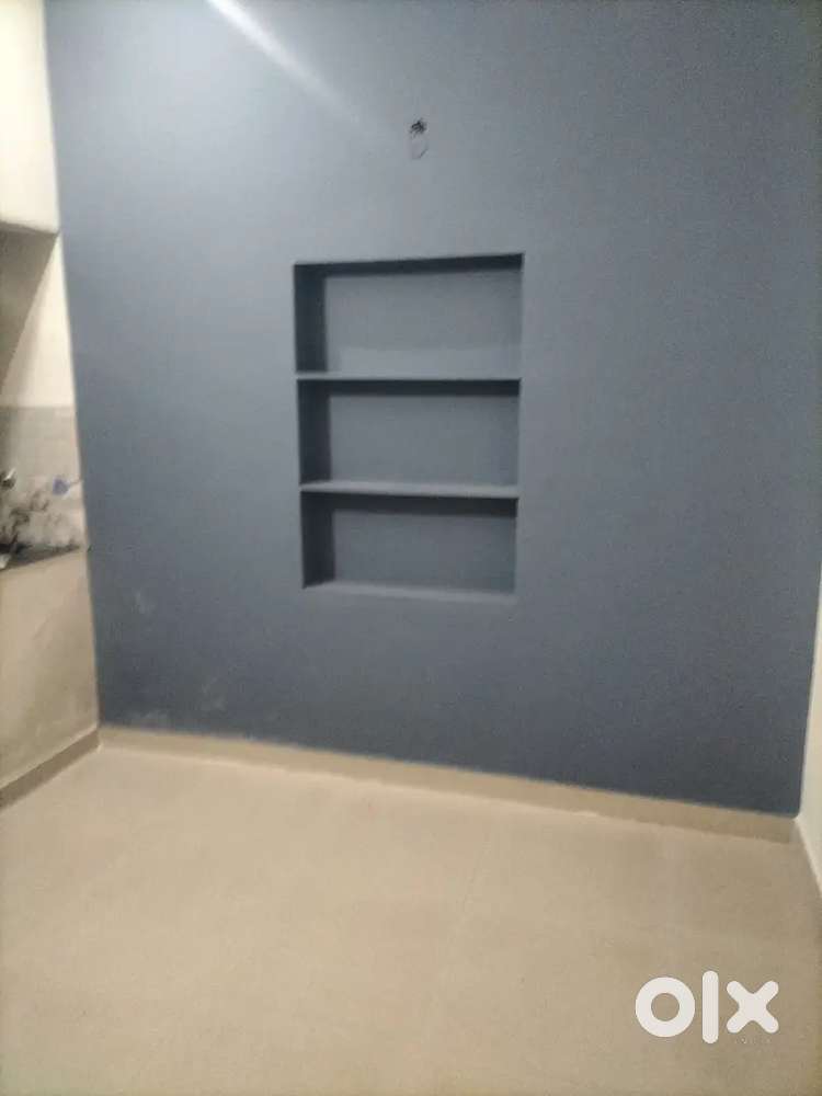 Urgent roommate  requirements fully independent flat