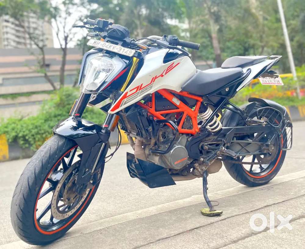 KTM DUKE 125CC (ABS) , GOOD CONDITION , MODEL:- 2021