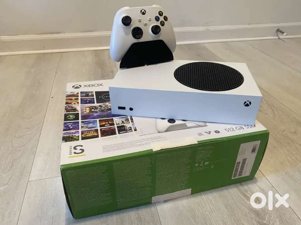 Microsoft Xbox Series S 512GB Console w Controller Stand & Box