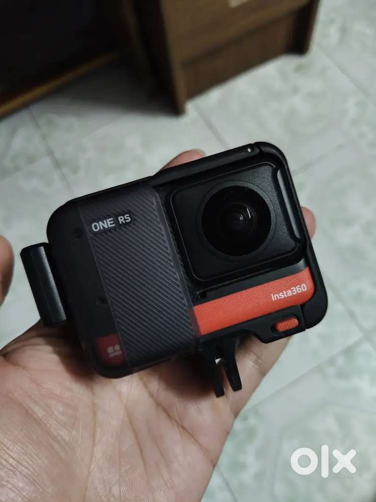 Insta360 One RS Dual Camera (360 & 4K)