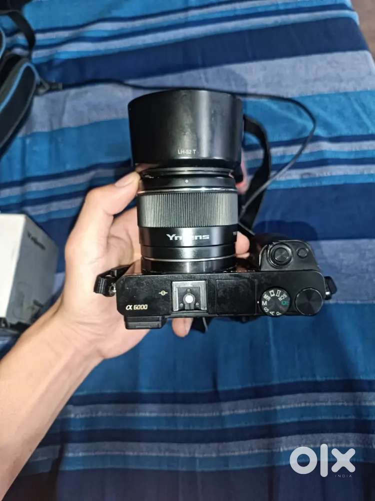 Sony A6000