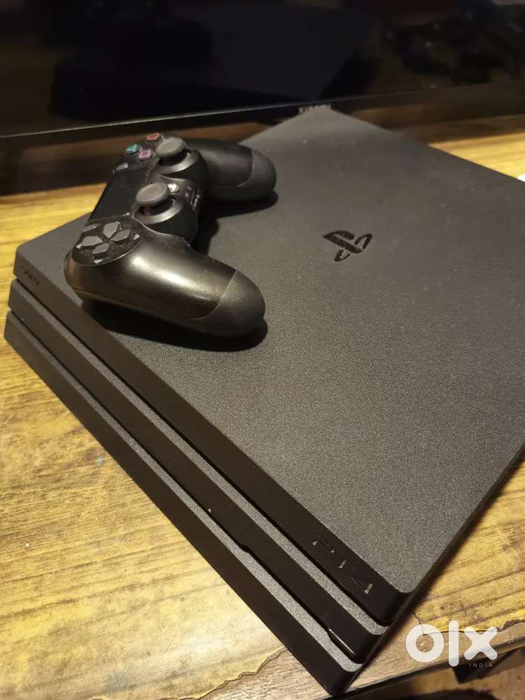 PS4 PRO(PLAYSTATION)