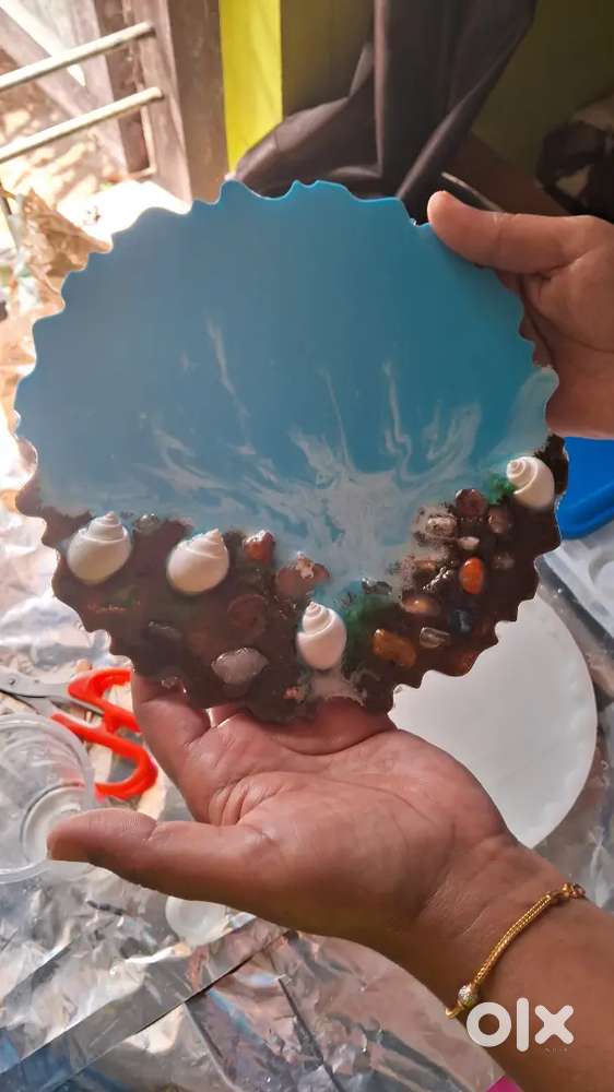 Resin arts