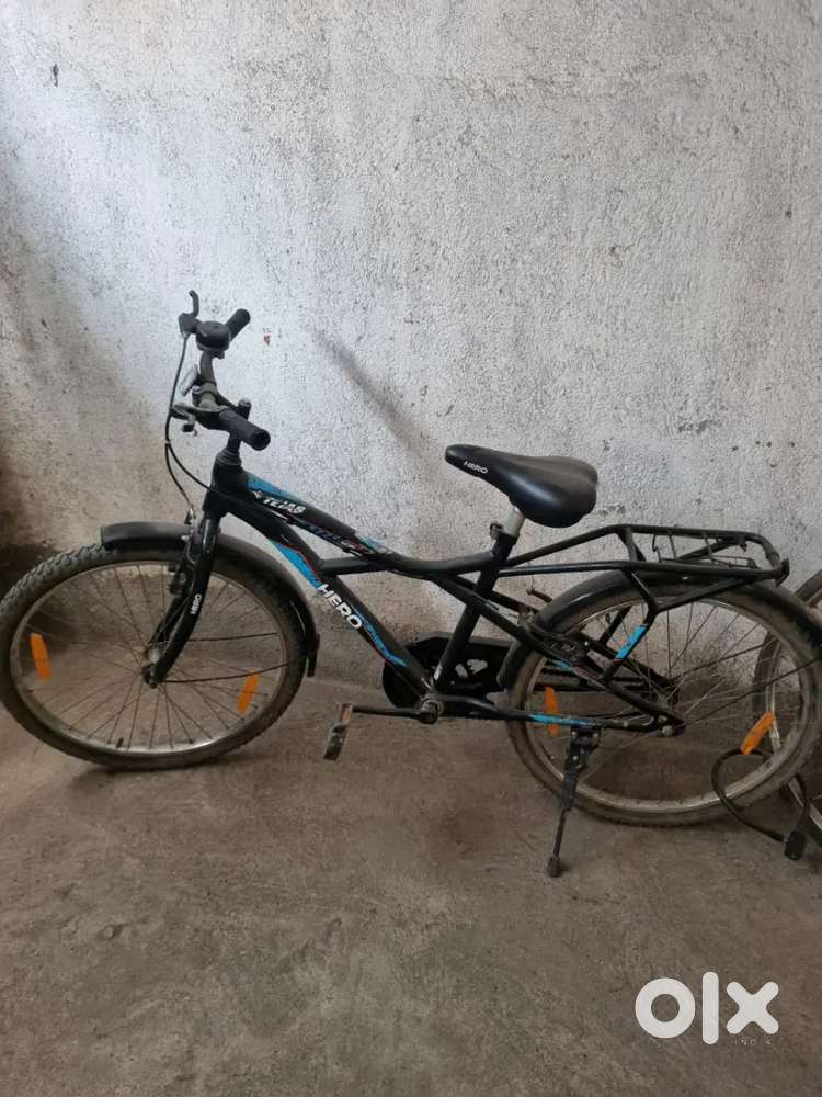 Old cycle by good condition.