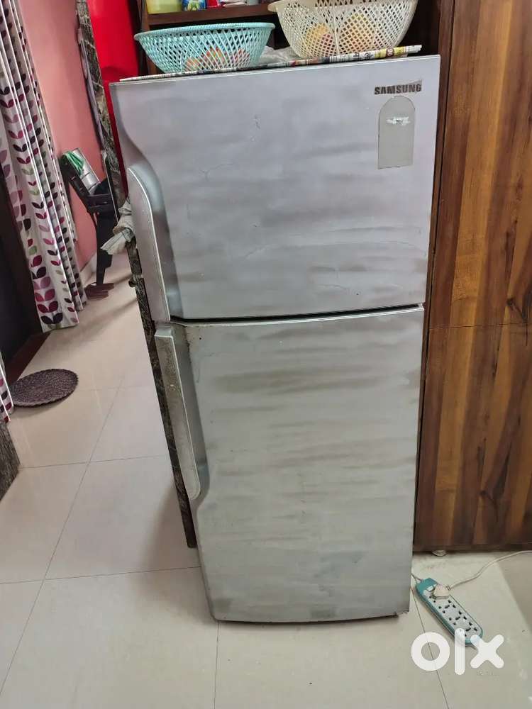 230litres Double door Samsung Fridge