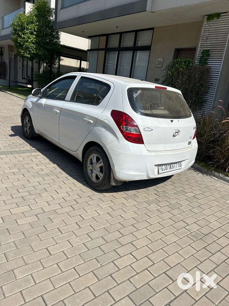 Hyundai i20 2011 CNG & Hybrids Well Maintained