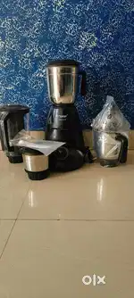 Grinder with Juicer