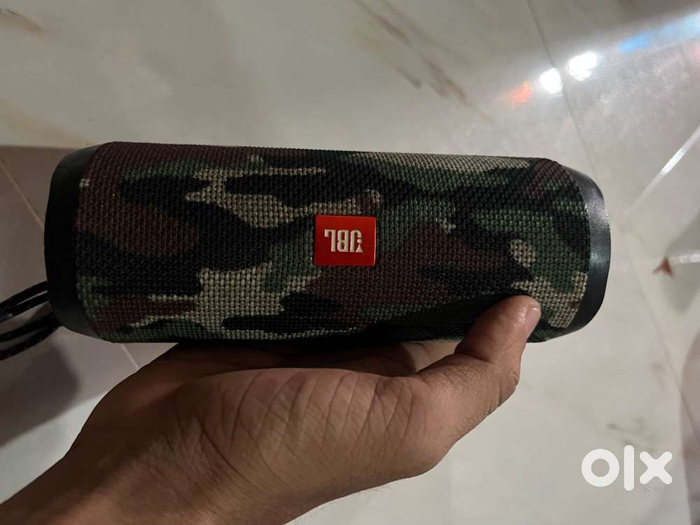 Jbl flip 4 military edition in work condition