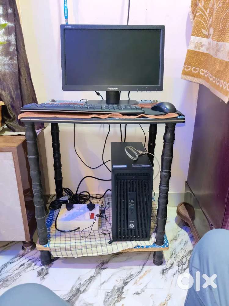 Computer HP cpu Lenovo monitor and full setup