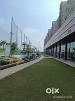 200 sq yd plot for sale in golf link