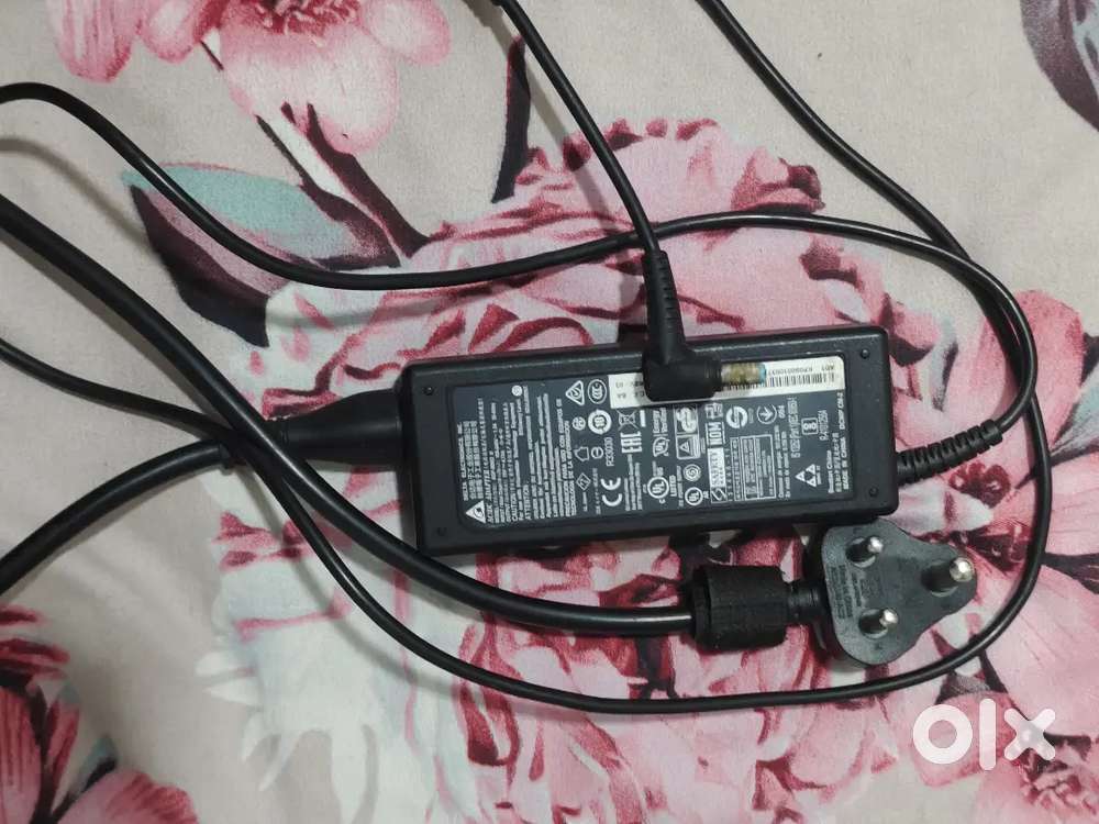 Original Acer Nitro spin 5  90W laptop charger adapter