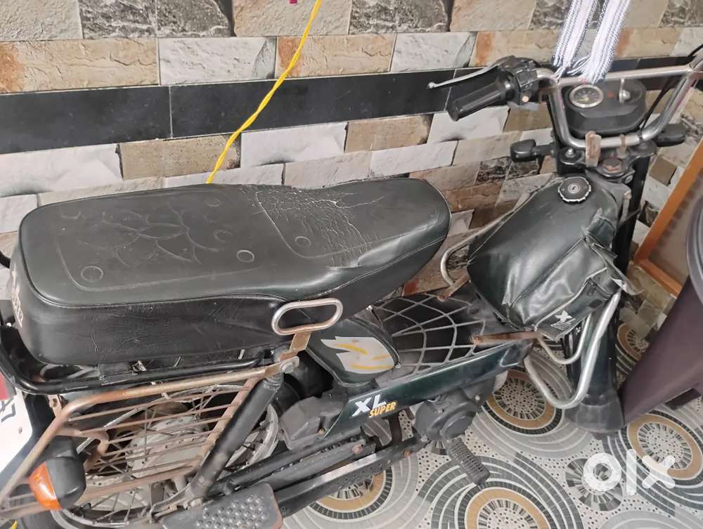 TVS XL SUPER