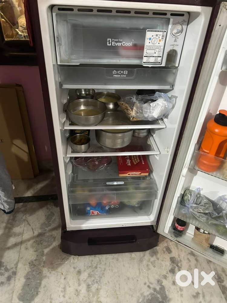 LG refrigerator for sell
