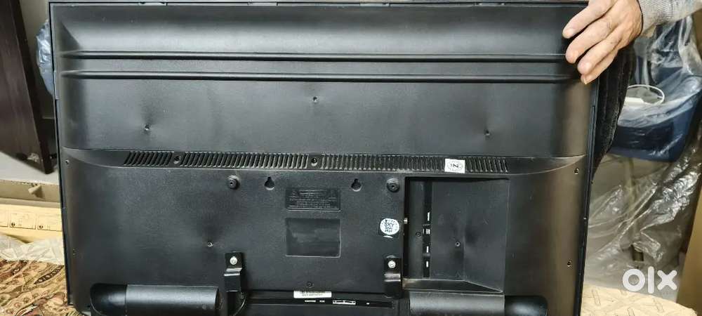 Smart 32 inch tv got gift on diwali for sale