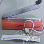 Sealing machine