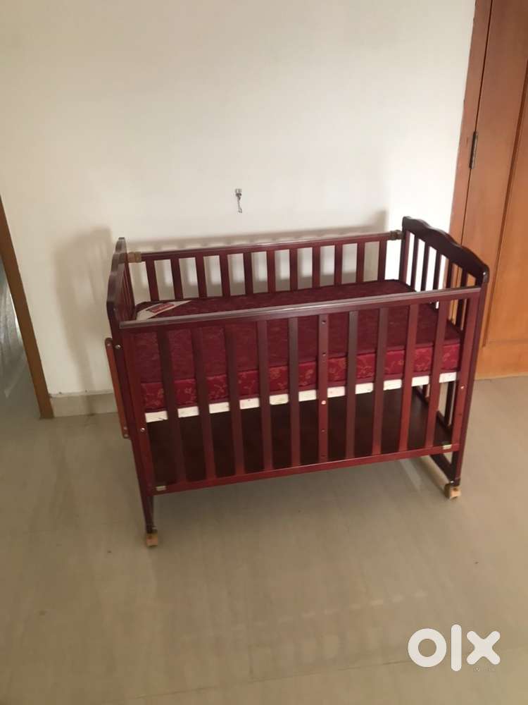 Wooden Baby crip with mattress