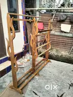 Cloth stand