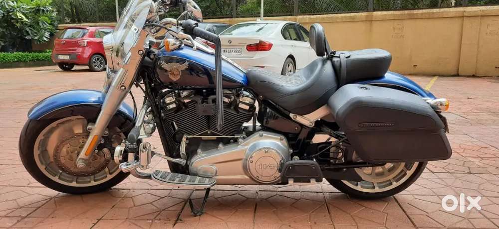 Fatboy 114 Limited Anniversary Edition with  Accessories of over 7Lac