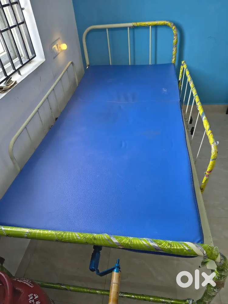 Hospital cot and bed