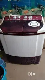 LG 7.8 L semi automatic washing machine