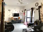 2 BHK Fully Furnished Flat near Bhumkar Chowk