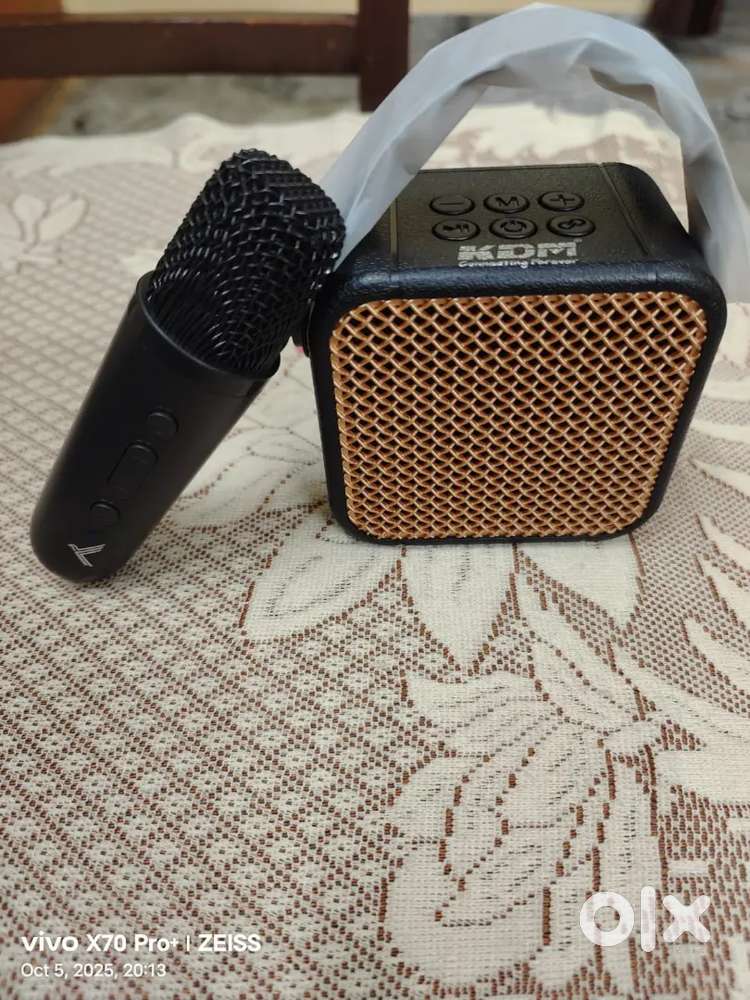 KDM Goldy bluetooth speaker
