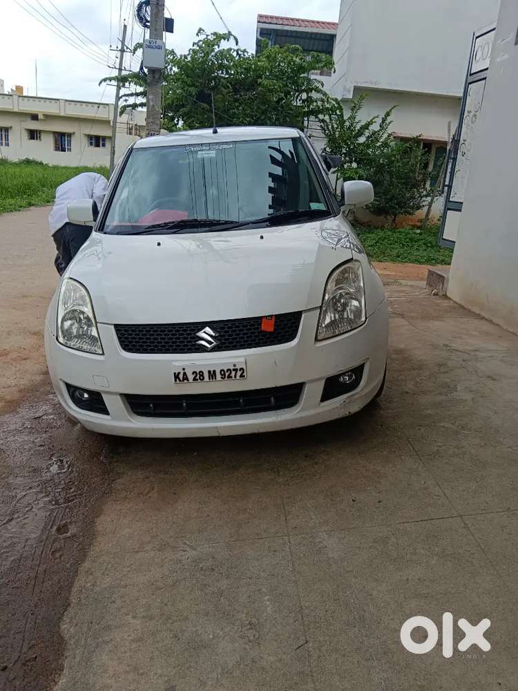 Maruti Suzuki Swift 2010 Diesel Good Condition no time pass costumer
