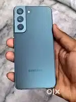 Samsung s22 (8/128) exchange available ( minor crack on screen)