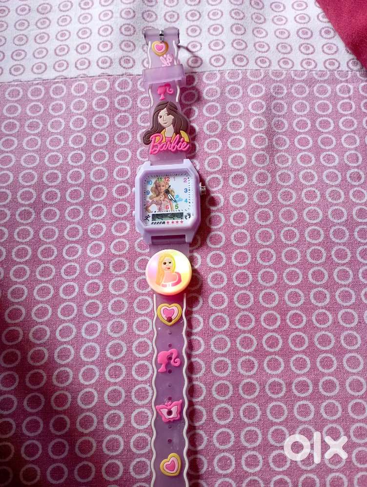 Girl ka watch hai