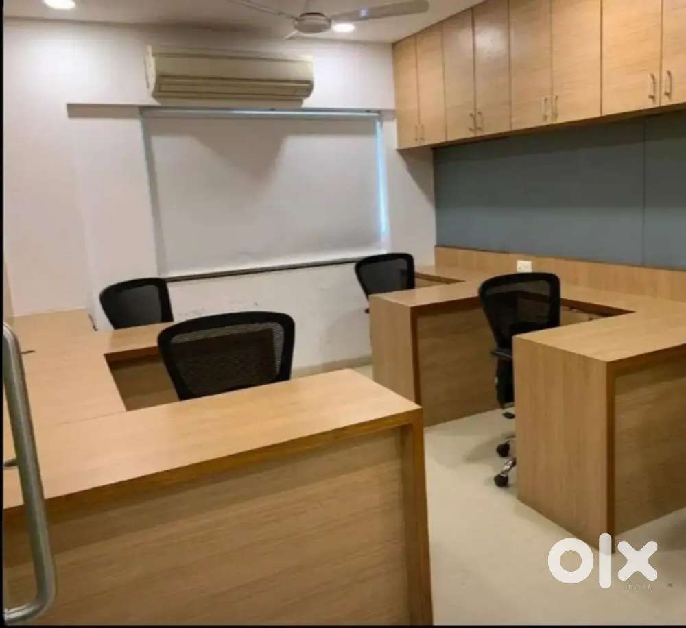 Fully furnished office at janjeerwala square