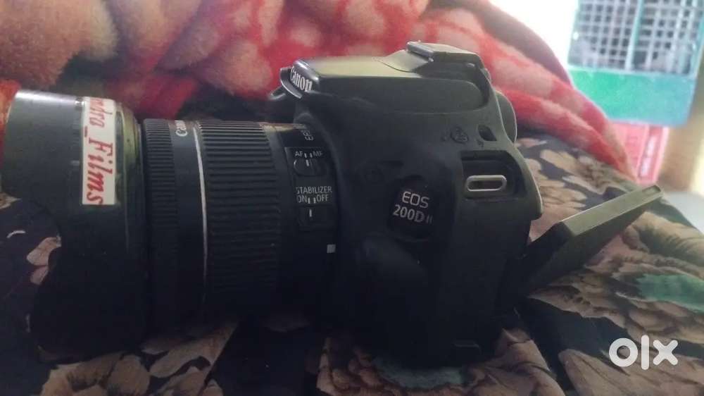 Canan 200d ii  brand  new condition  camra