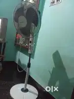 V guard stand fan