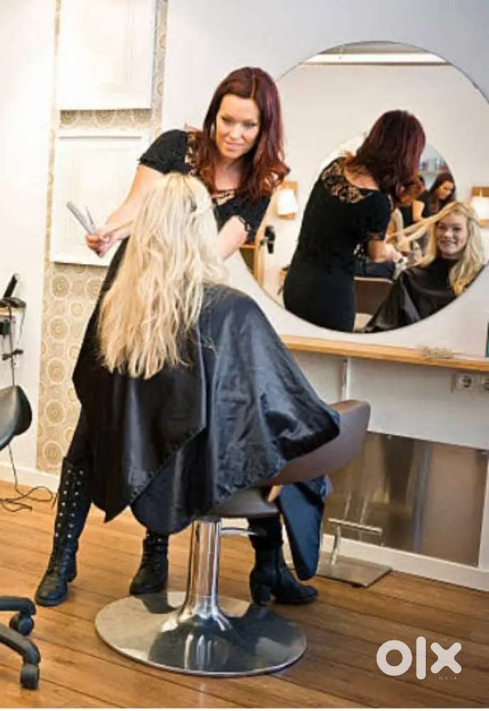 Make Up Artist cum Beautician